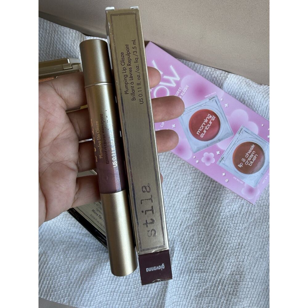 Assorted Makeup Lot Bundle - Picture 9 of 14
